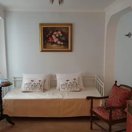 Nyaraló Mikro Spitaki *